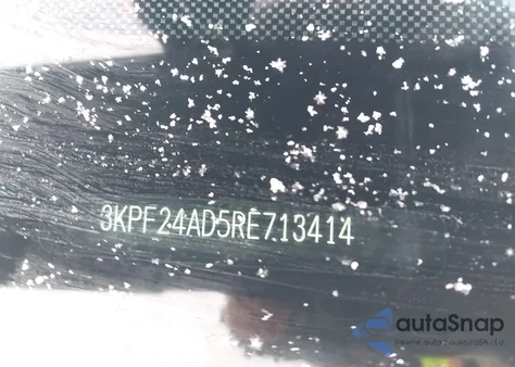 2024 Kia Forte Lxs z USA, uszkodzony, nr VIN 3KPF24AD5RE713414